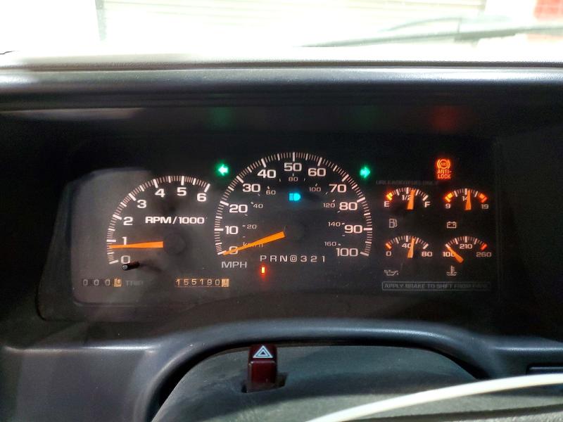 Photo 9 from auction – 2000 CHEVROLET GMT-400 with VIN 1GCGK23J4YF469352
