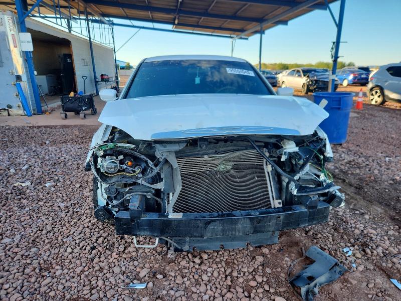 Photo 5 from auction – 2014 CHRYSLER 200 with VIN 1C3CCBAB3EN145337