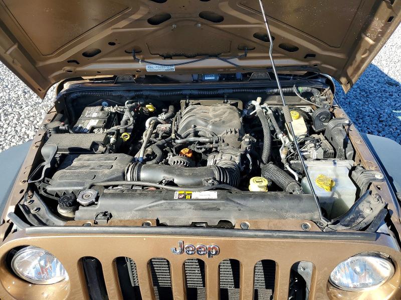 Photo 11 from auction – 2015 JEEP WRANGLER U with VIN 1C4BJWDG5FL714892