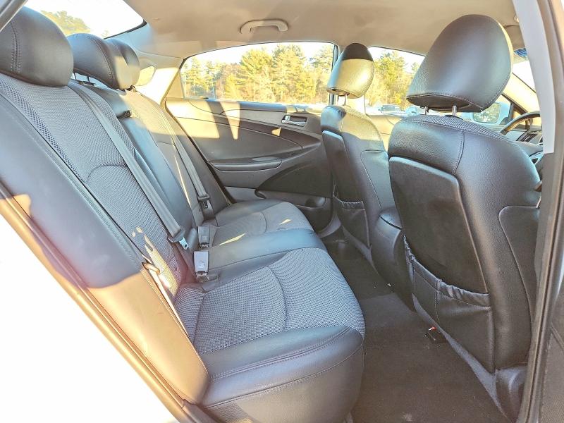 Photo 10 from auction – 2011 HYUNDAI SONATA SE with VIN 5NPEC4AC8BH090548