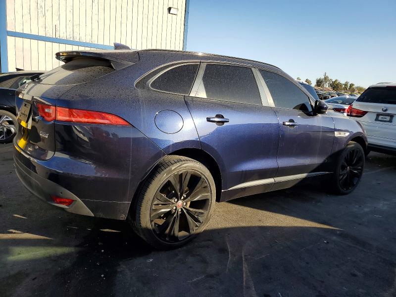 Photo 3 from auction – 2018 JAGUAR F-PACE R - with VIN SADCL2FN5JA298645