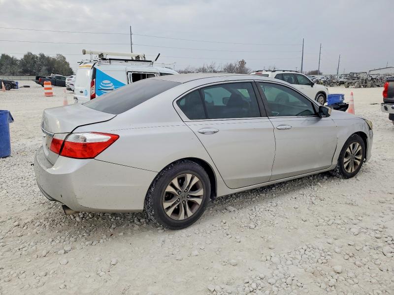 Photo 3 from auction – 2014 HONDA ACCORD LX with VIN 1HGCR2F32EA267594