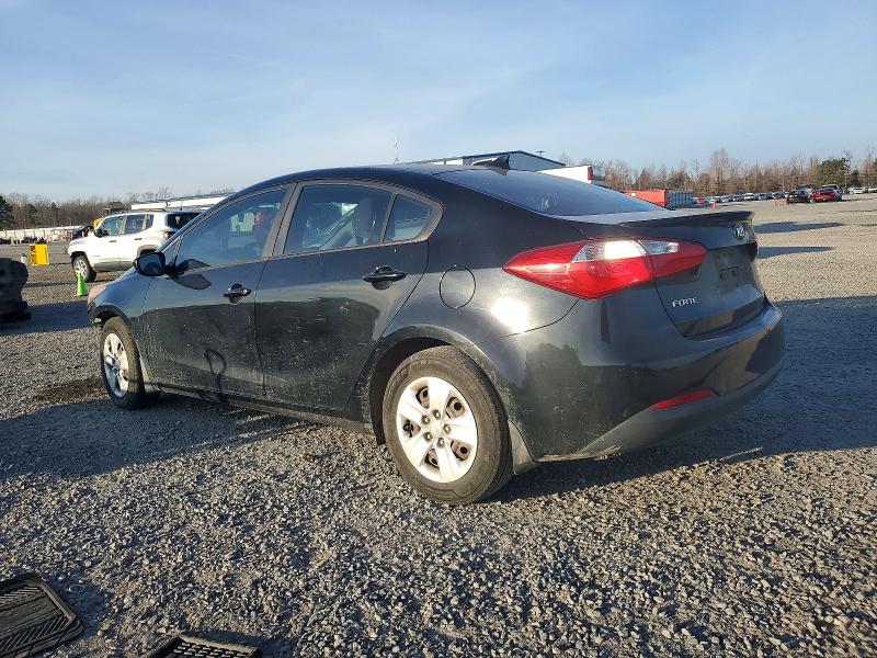 Photo 2 from auction – 2015 KIA FORTE LX with VIN KNAFK4A67F5436593