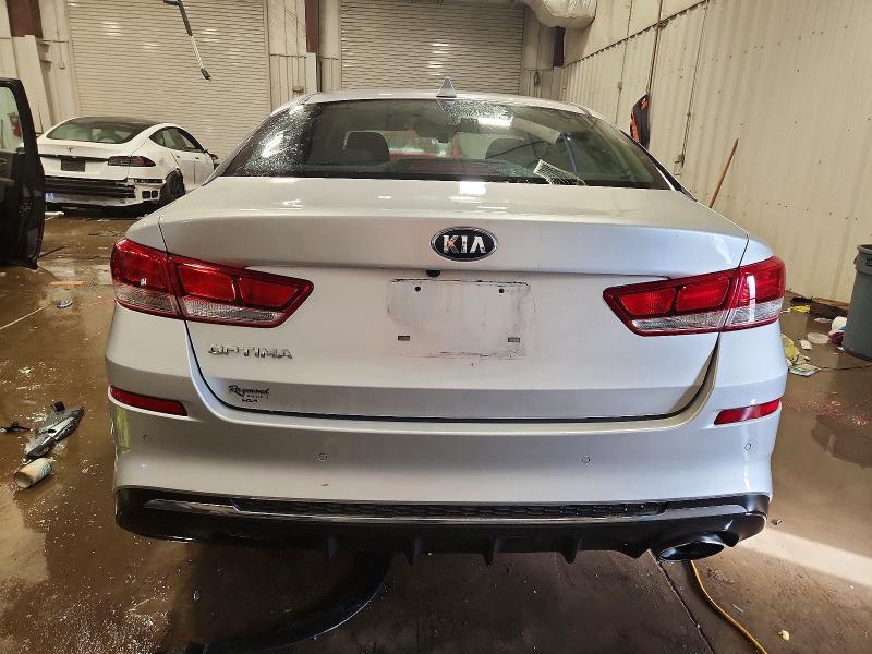 Photo 6 from auction – 2019 KIA OPTIMA with VIN 5XXGT4L39KG370609