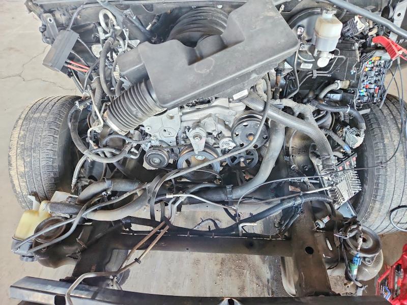 Photo 12 from auction – 2020 CHEVROLET SUBURBAN with VIN 1GNSCHKC2LR164783