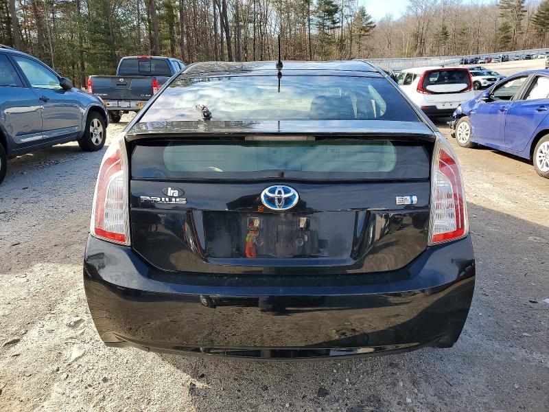 Photo 6 from auction – 2013 TOYOTA PRIUS with VIN JTDKN3DU3D5553422