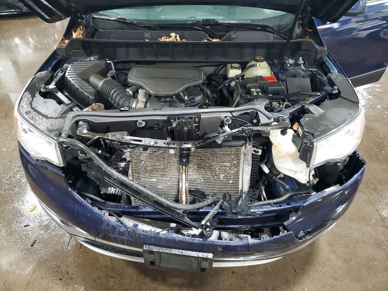 Photo 12 from auction – 2017 GMC ACADIA SLT with VIN 1GKKNMLS7HZ249261