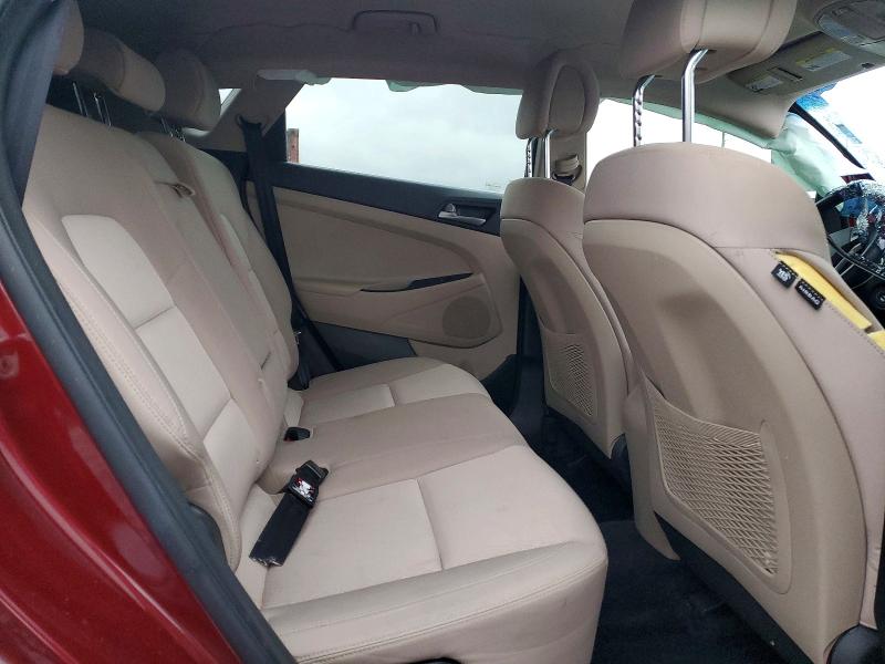 Photo 11 from auction – 2018 HYUNDAI TUCSON with VIN KM8J33A47JU604746