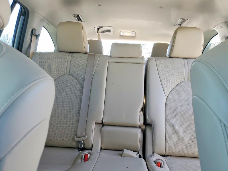 Photo 10 from auction – 2023 TOYOTA HIGHLANDER with VIN 5TDKDRBH1PS046979