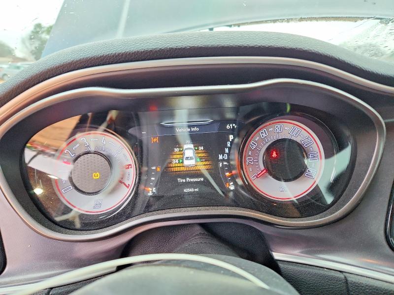 Photo 9 from auction – 2019 DODGE CHALLENGER with VIN 2C3CDZBT5KH747738