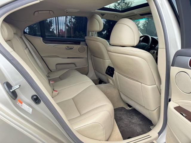 Photo 6 from auction – 2017 LEXUS LS 460 with VIN JTHBL5EF2H5143975