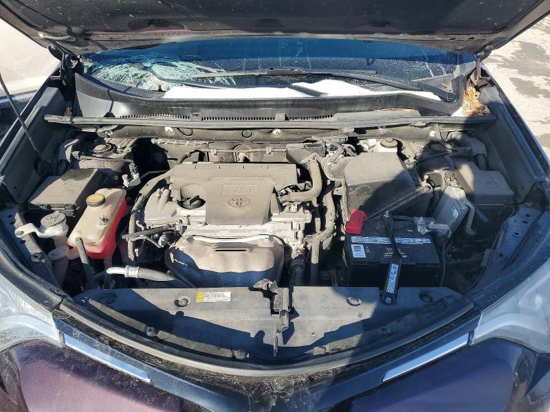 Photo 11 from auction – 2018 TOYOTA RAV4 with VIN 2T3ZFREV3JW505686