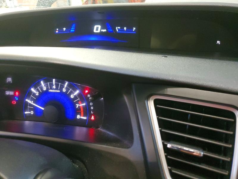 Photo 9 from auction – 2015 HONDA CIVIC with VIN 2HGFB2F40FH026288