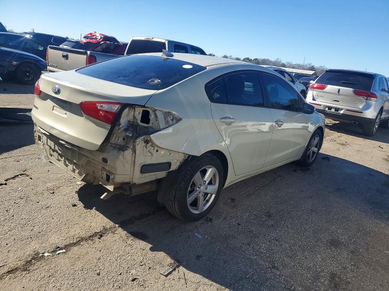 Photo 3 from auction – 2015 KIA FORTE LX with VIN KNAFK4A64F5284580
