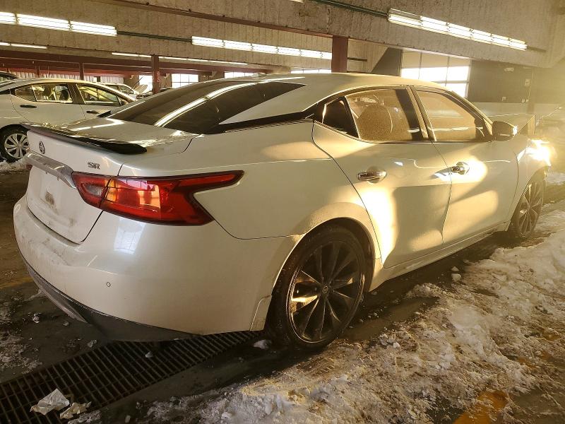 Photo 3 from auction – 2017 NISSAN MAXIMA with VIN 1N4AA6AP4HC426886