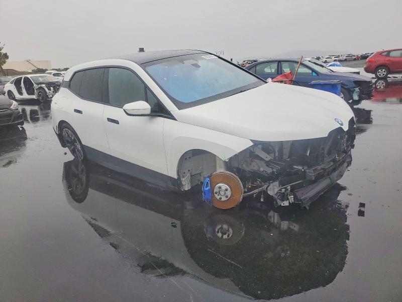 Photo 4 from auction – 2025 BMW IX with VIN WB523CF05SCT39228