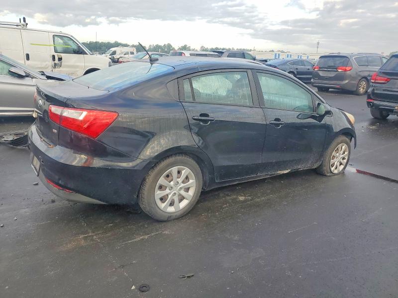 Photo 3 from auction – 2017 KIA RIO LX with VIN KNADM4A33H6021503
