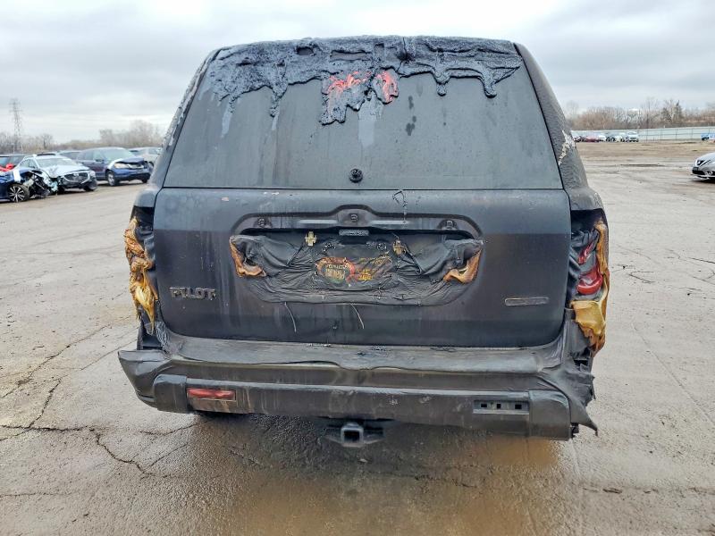 Photo 6 from auction – 2006 HONDA PILOT LX with VIN 5FNYF18196B015143