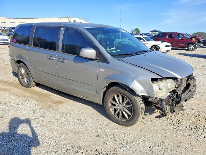 Photo 4 from auction – 2014 DODGE GRAND CARAVAN with VIN 2C4RDGBG7ER250461