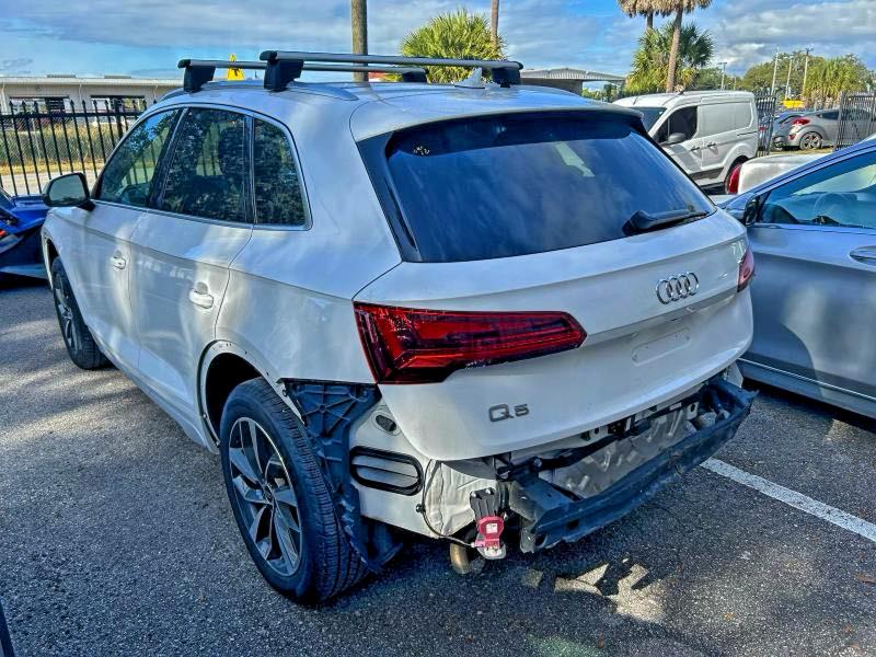 Photo 3 from auction – 2021 AUDI Q5 PREMIUM with VIN WA1AAAFY2M2040315