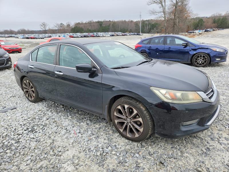 Photo 4 from auction – 2015 HONDA ACCORD with VIN 1HGCR2F55FA120432