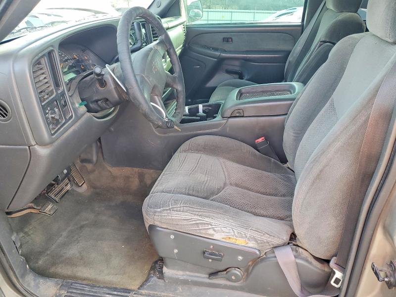 Photo 7 from auction – 2003 CHEVROLET SILVERADO with VIN 1GCGC13U53F142744
