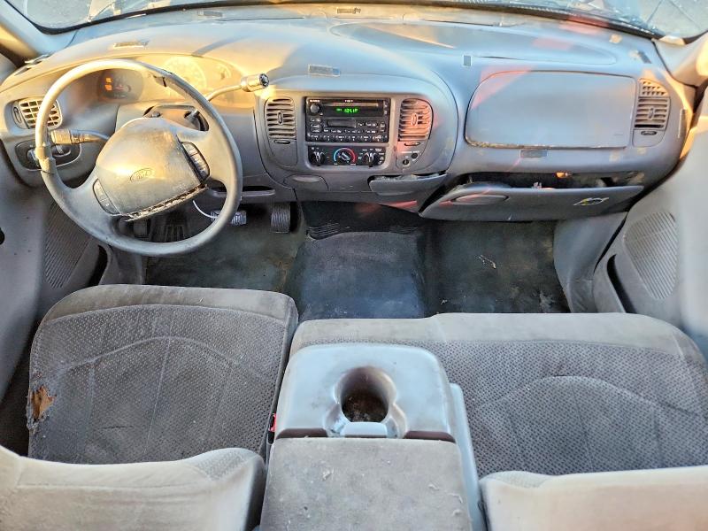 Photo 8 from auction – 1999 FORD F150 with VIN 1FTRX07W0XKB62786