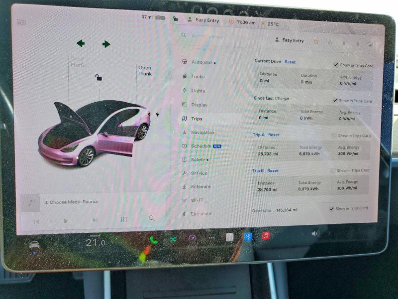 Photo 9 from auction – 2018 TESLA MODEL 3 with VIN 5YJ3E1EB9JF067682