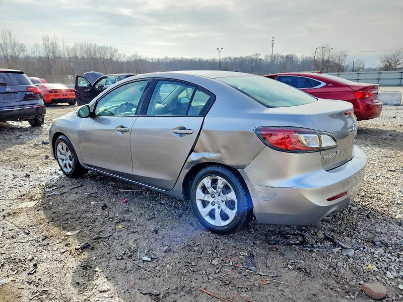 Photo 2 from auction – 2012 MAZDA 3 I with VIN JM1BL1UG6C1525575