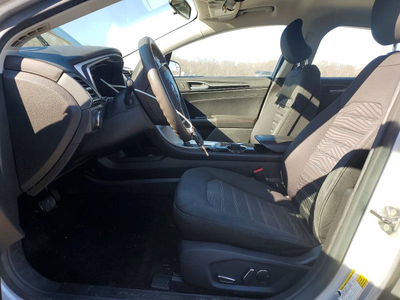 Photo 7 from auction – 2016 FORD FUSION SE with VIN 3FA6P0HD7GR296020