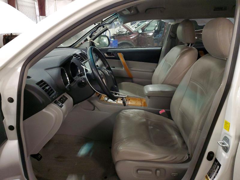 Photo 7 from auction – 2010 TOYOTA HIGHLANDER with VIN JTEBW3EH9A2044930