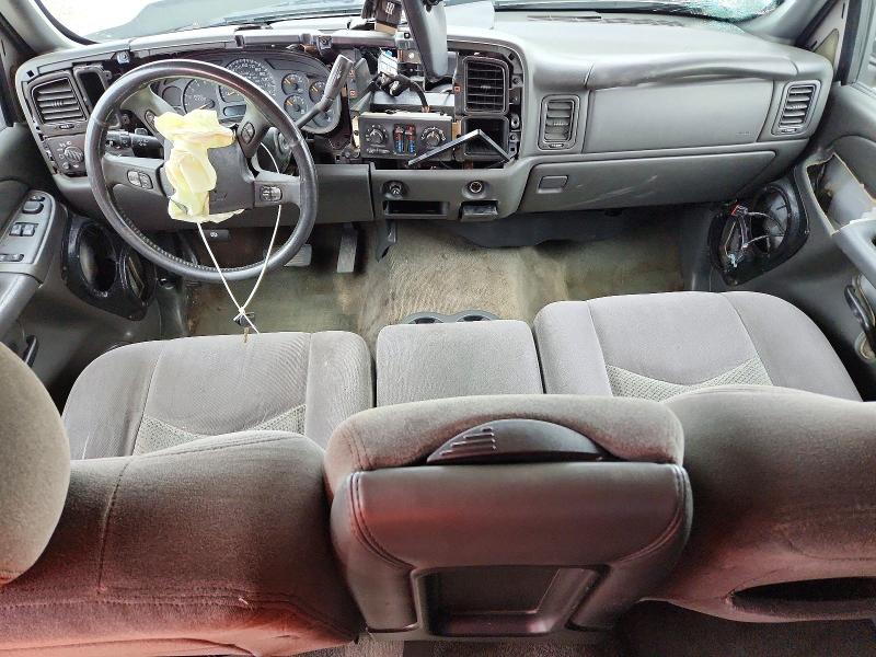 Photo 8 from auction – 2006 CHEVROLET SILVERADO with VIN 1GCEC19V56Z222605