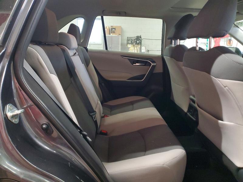 Photo 11 from auction – 2019 TOYOTA RAV4 XLE with VIN 2T3P1RFV3KC035490