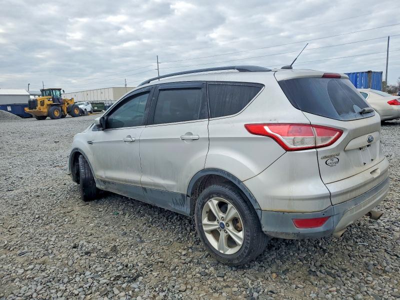 Photo 2 from auction – 2016 FORD ESCAPE SE with VIN 1FMCU0GX8GUA02999