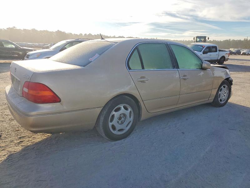 Photo 3 from auction – 2001 LEXUS LS with VIN JTHBN30F710024960