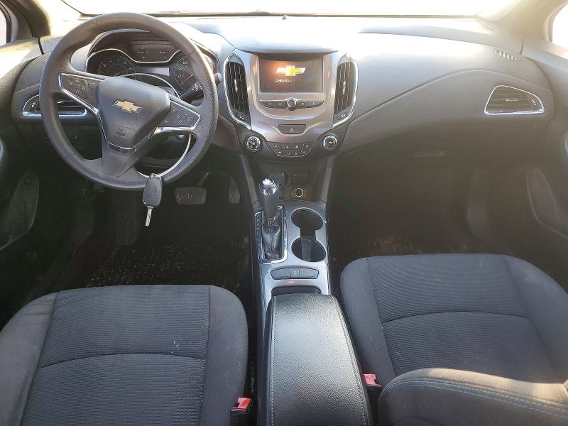 Photo 8 from auction – 2018 CHEVROLET CRUZE LT with VIN 1G1BE5SM2J7226338