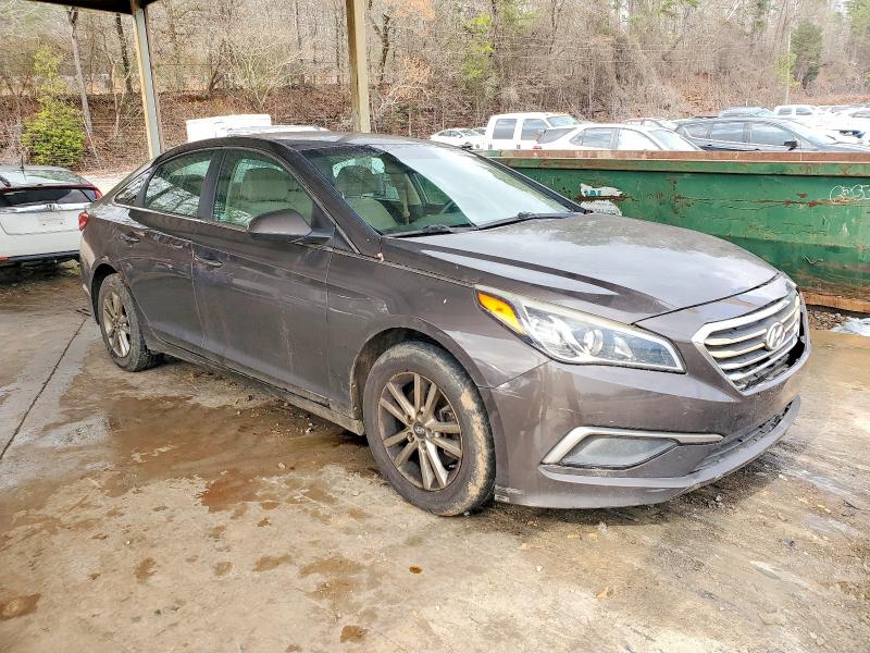 Photo 4 from auction – 2017 HYUNDAI SONATA SE with VIN 5NPE24AF3HH519567