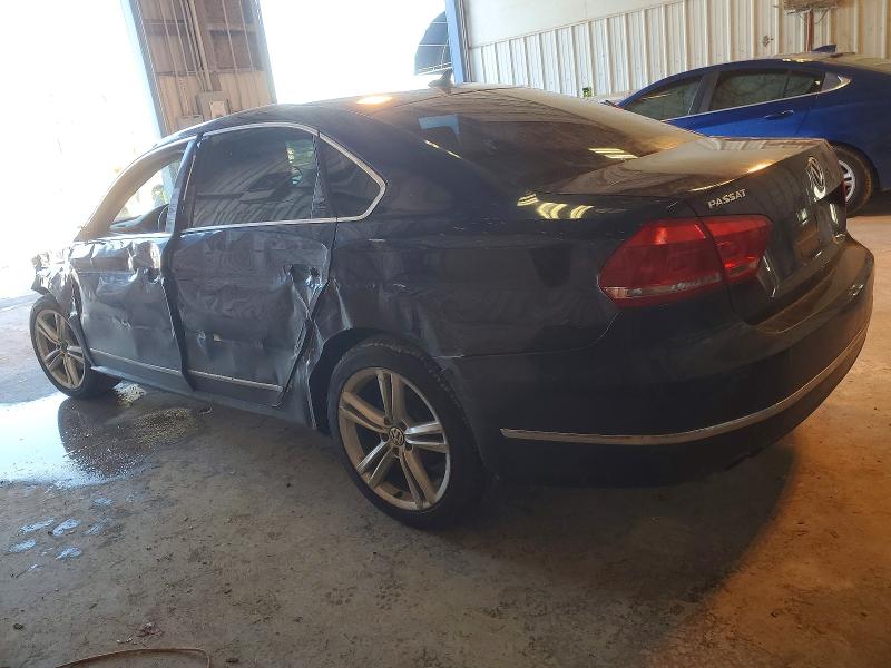 Photo 2 from auction – 2015 VOLKSWAGEN PASSAT with VIN 1VWCV7A37FC108961