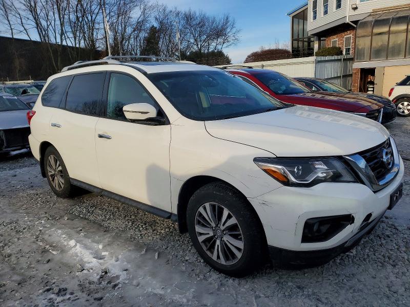 Photo 4 from auction – 2017 NISSAN PATHFINDER with VIN 5N1DR2MM8HC637367
