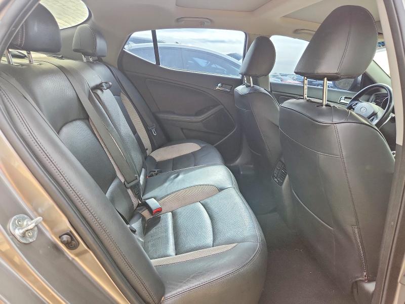 Photo 10 from auction – 2012 KIA OPTIMA with VIN 5XXGR4A67CG071066