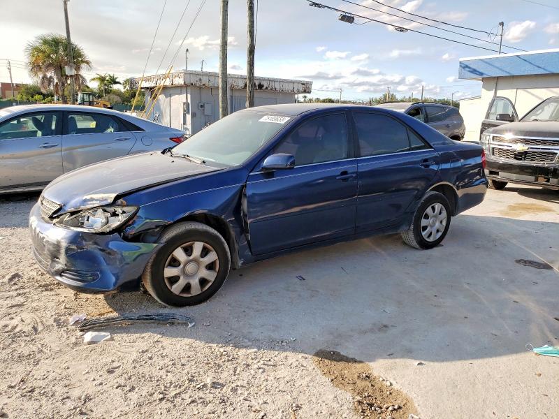 TOYOTA CAMRY LE 2004 with VIN 4T1BE32K54U349806 - Photo from auction