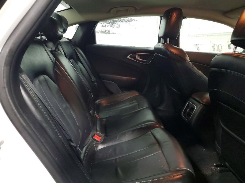 Foto 11 de la subasta – 2017 CHRYSLER 200 LIMITE con VIN 1C3CCCAB1HN502380