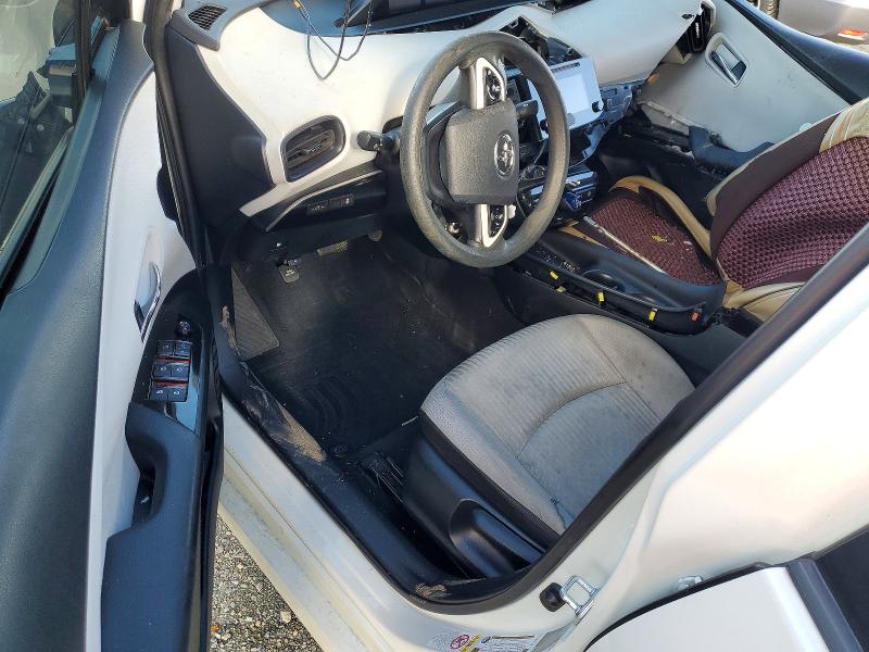 Photo 8 from auction – 2016 TOYOTA PRIUS with VIN JTDKARFU5G3025506