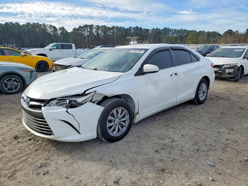 Photo 1 from auction – 2017 TOYOTA CAMRY LE with VIN 4T1BF1FK1HU683588