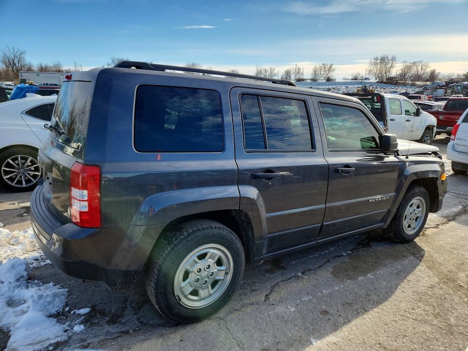Photo 3 from auction – 2016 JEEP PATRIOT SP with VIN 1C4NJPBB4GD601473