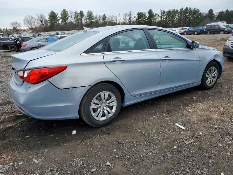 Photo 3 from auction – 2011 HYUNDAI SONATA with VIN 5NPEB4AC4BH264005