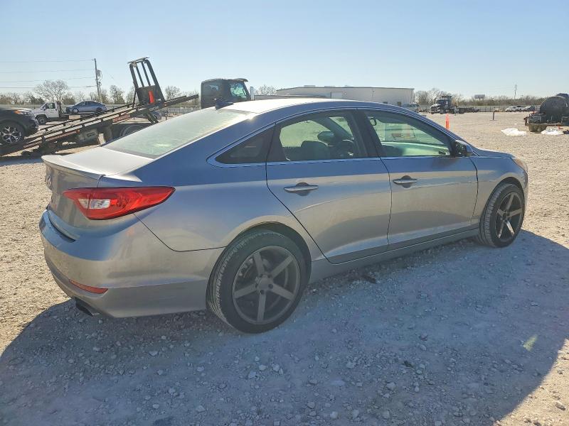 Photo 3 from auction – 2016 HYUNDAI SONATA SE with VIN 5NPE24AF2GH377016