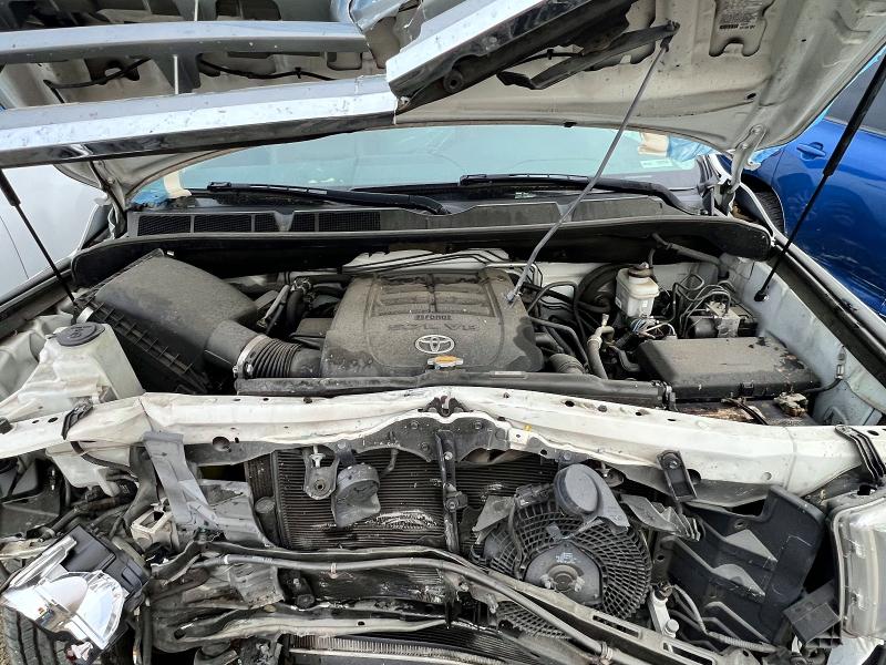 Photo 12 from auction – 2017 TOYOTA SEQUOIA PL with VIN 5TDDW5G16HS154295