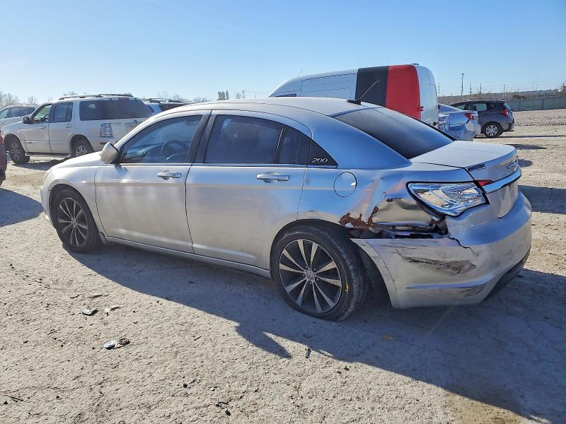 Photo 2 from auction – 2012 CHRYSLER 200 with VIN 1C3CCBBGXCN261349