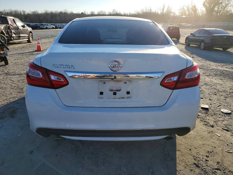 Photo 6 from auction – 2016 NISSAN ALTIMA 2.5 with VIN 1N4AL3APXGC240177